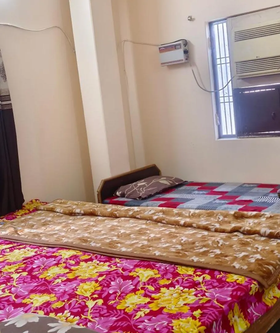 Maa Paying Guest House 瓦拉纳西 0*,  印度