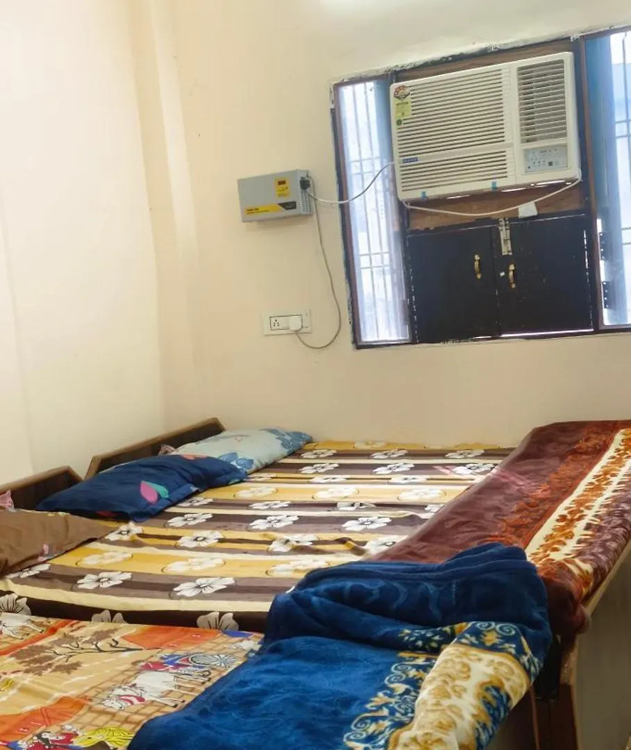 Maa Paying Guest House Varanasi
